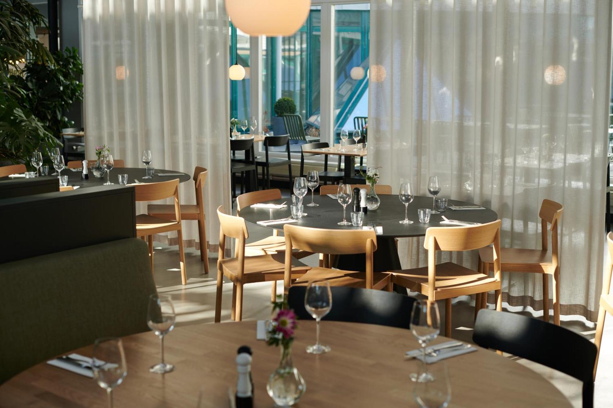 Zleep Hotel Upplands Väsby Buitenkant foto