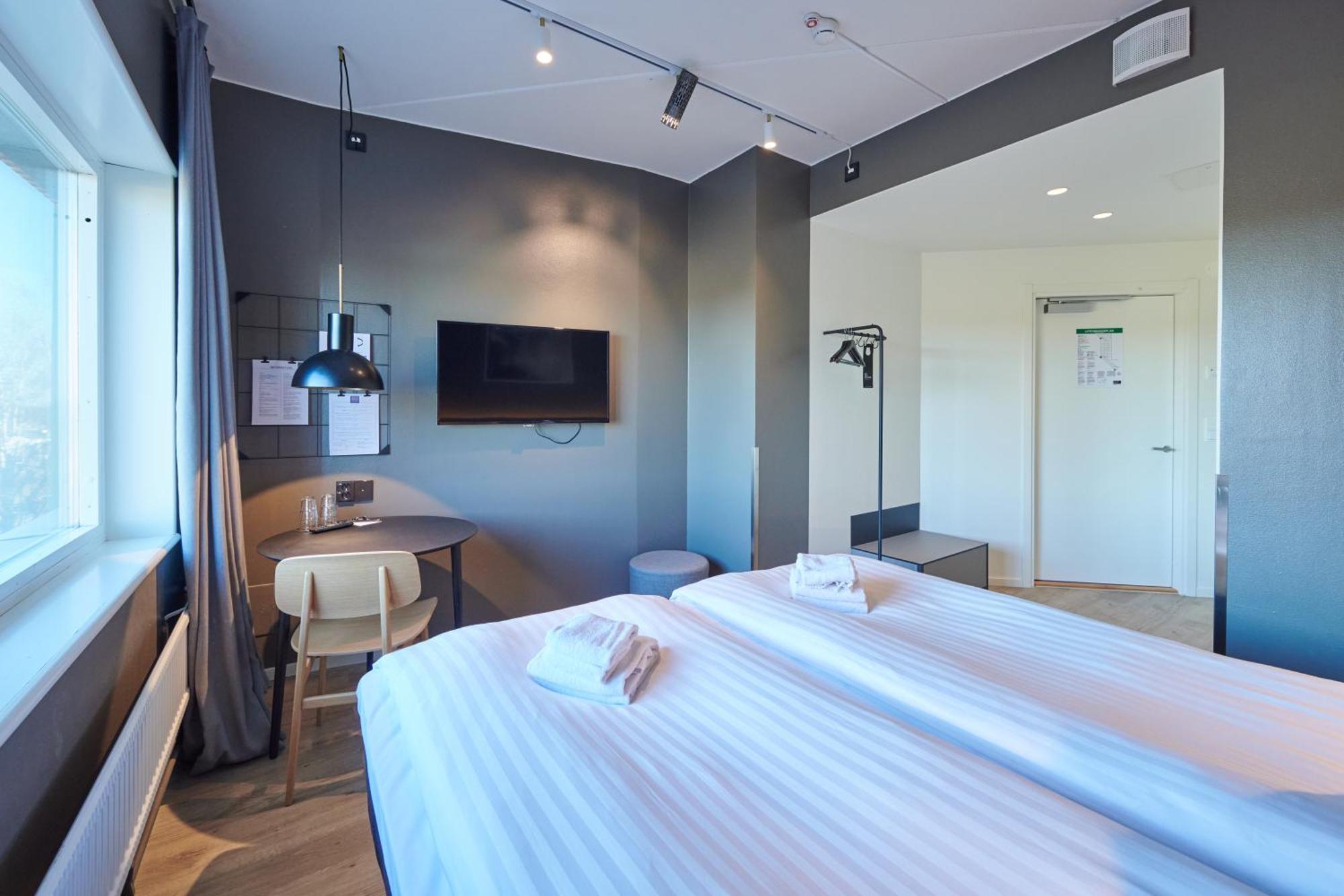 Zleep Hotel Upplands Väsby Buitenkant foto