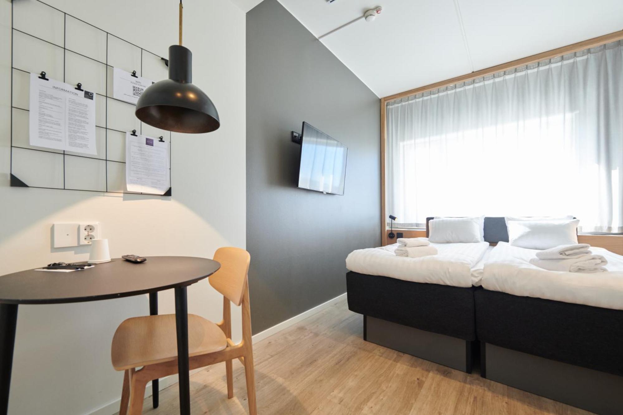Zleep Hotel Upplands Väsby Buitenkant foto
